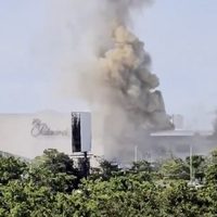 Explosión e incendio en Plaza Altabrisa de Villahermosa dejan 21 lesionados (Video)