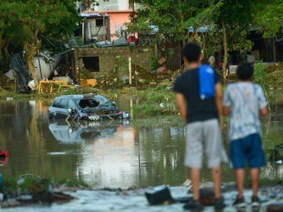 Reportan tres muertos por inundaciones en Veracruz