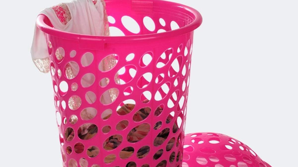 Cómo reciclar un canasto de ropa. Fuente: (X)
