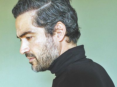 Alfonso Herrera: "Las películas de Estrada, peligrosamente divertidas"