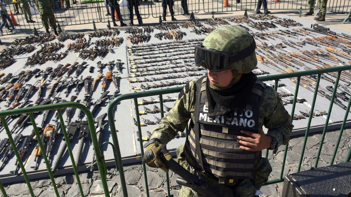 Armas decomisadas en operativos en Durango y Sinaloa