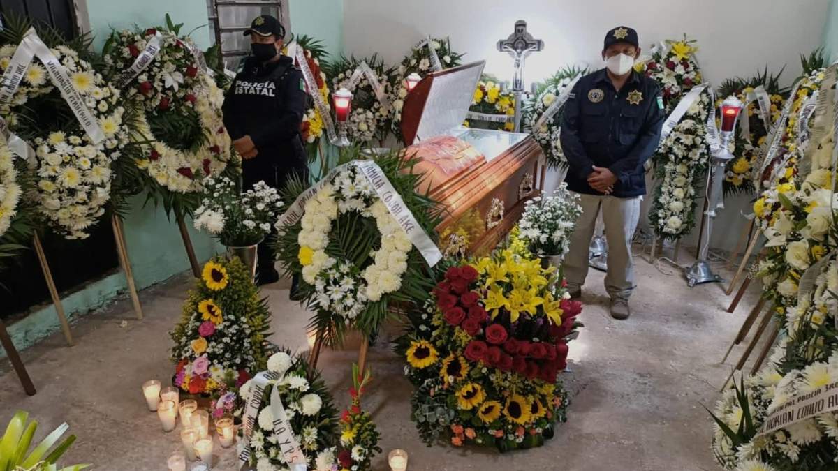 El funeral del policía Raúl Adrián Cohuó Aké