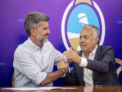 Ulpiano Suarez le mete presión a Cornejo para el 2027