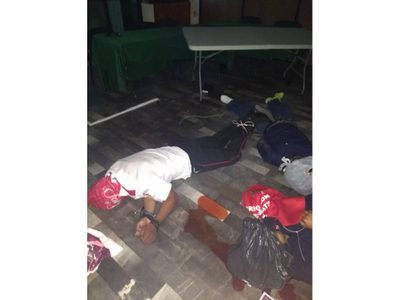 Ejecutan a dos policías y un velador en asalto a oficinas de la CFE en Tabasco