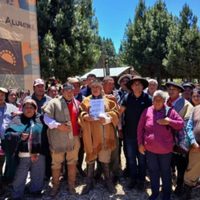 Entregaron carpetas técnicas a comunidades originarias durante la Fiesta Pulmarí en Aluminé