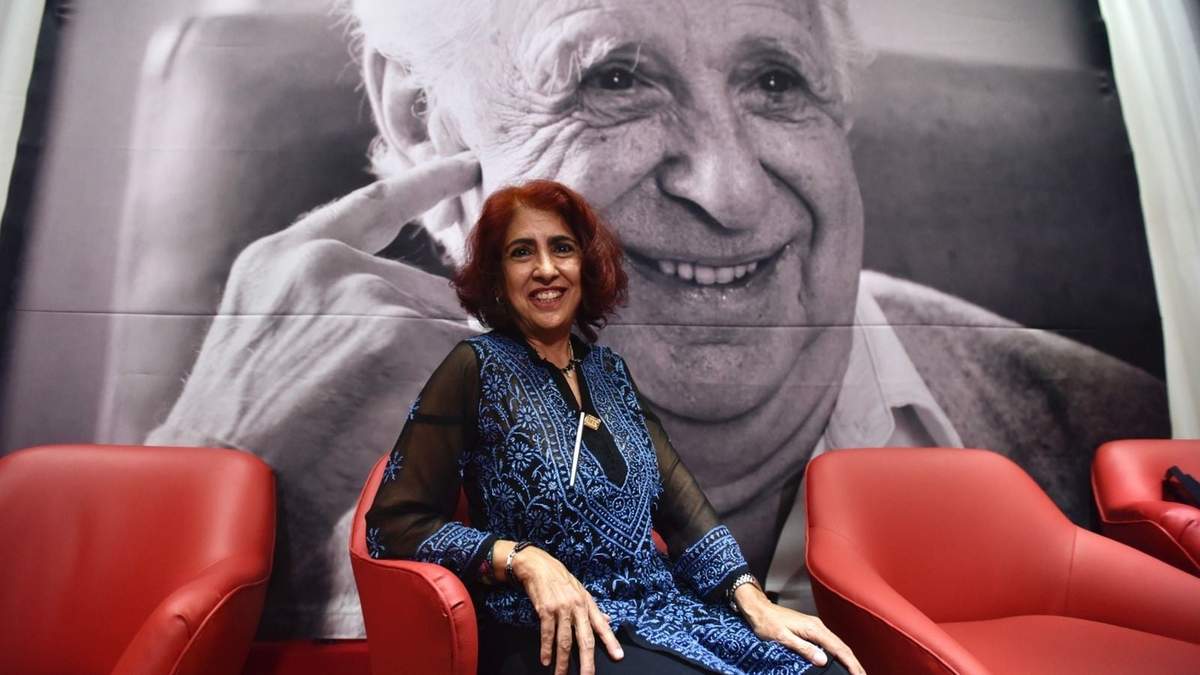 Estela Leñero, en la Cátedra Vicente Leñero, en la Escuela de Periodismo Carlos Septién