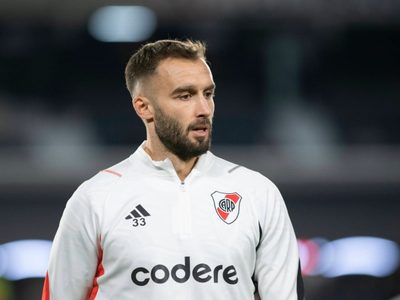 Pezzella es baja en River: los dos posibles reemplazantes que evalúa Gallardo