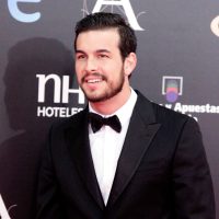 Inesperado: Mario Casas volvió a encontrar el amor con un colega