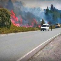 Alivio en El Bolsón: controlan un sector del incendio y hay imputados por el hecho