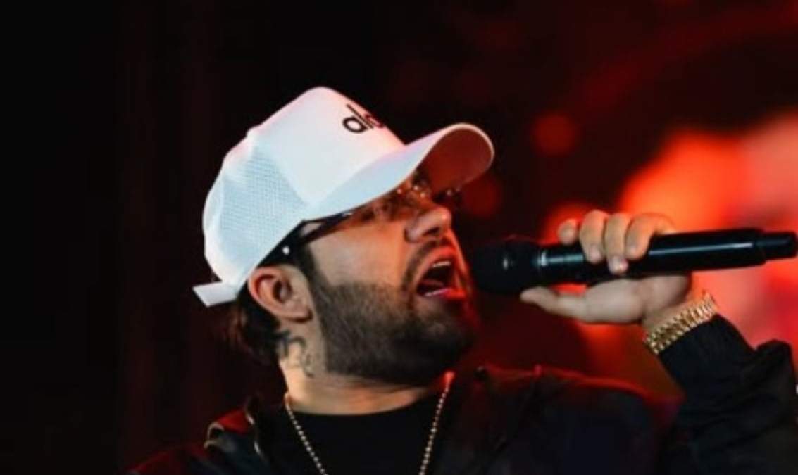 El cantante mexicano, Luis R. Conríquez