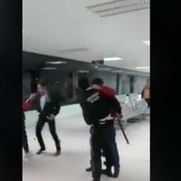 Agreden a vigilante de hospital en Tlaxcala; PGJ indaga (Videos)