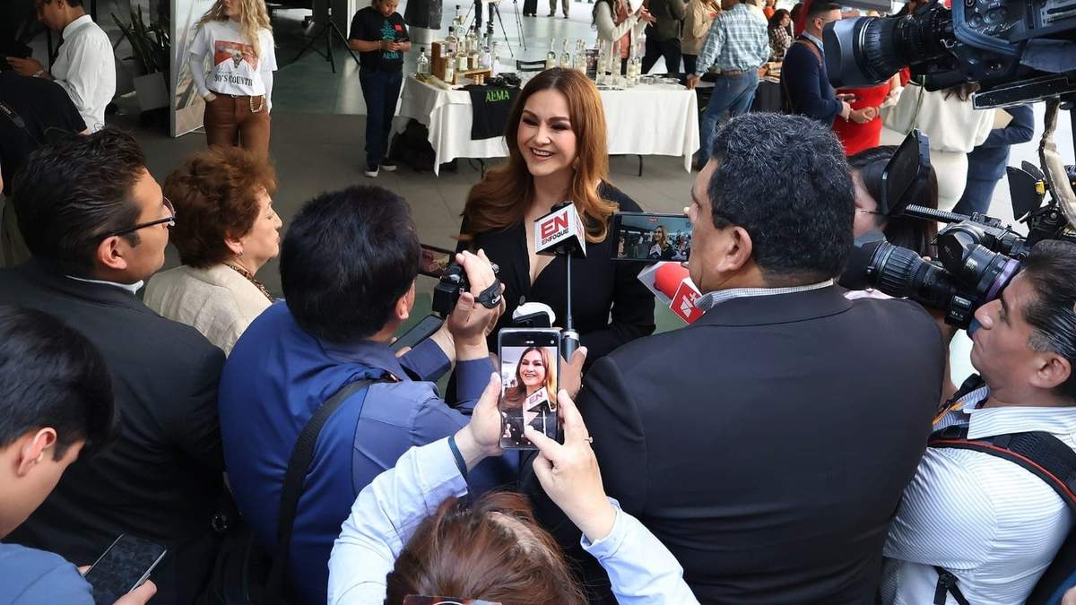 La senadora del Partido del Trabajo (PT), Geovanna Bañuelos