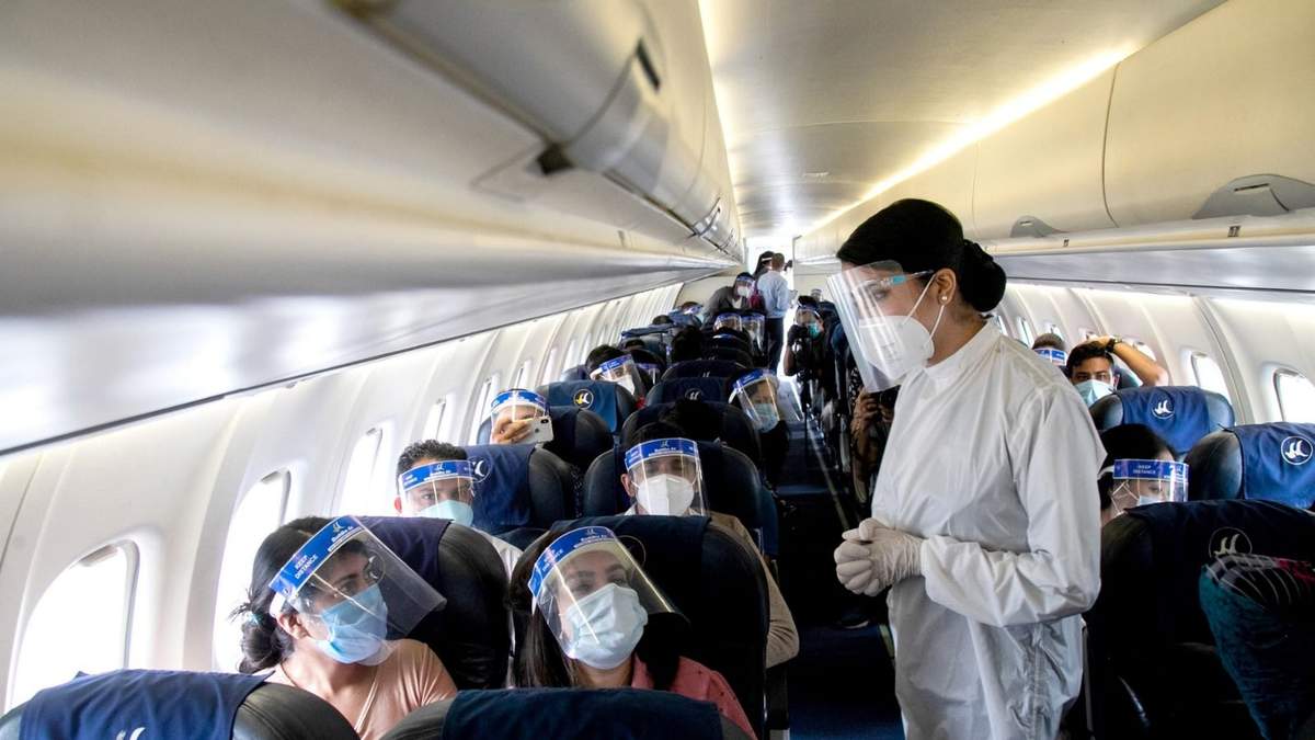 Mario Meoni defendió el sistema de sanitización de los aviones. Fuente: (Twitter)
