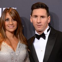¡Sin permiso de Messi! Antonela Roccuzzo mostró cómo realmente pasa los días de cuarentena .¿Triste?