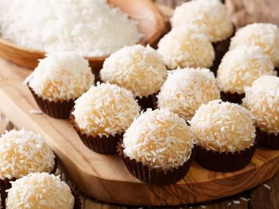 Trufas de naranja y coco: el postre rendidor y perfecto para tener siempre a mano en la heladera