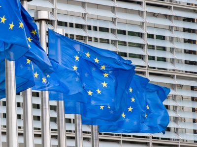 Se concreta la nacionalización de pequeñas y grandes empresas de Europa