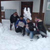 Algunas sonrisas en Zapala, pese a las complicaciones por el temporal de nieve