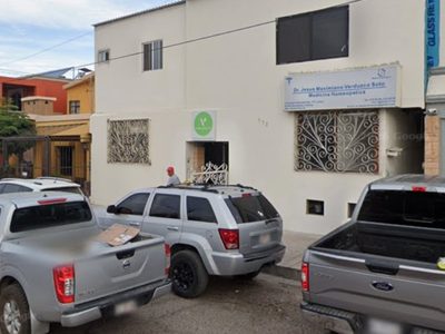 Se fuga el médico que aplicó sueros vitaminados que causaron la muerte a seis personas