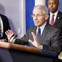 Fauci denuncia que su presencia en un vídeo de campaña de Trump no fue autorizada