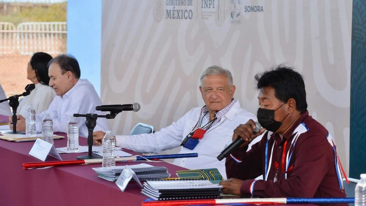 Andrés Manuel López Obrador durante su visita a Sonora