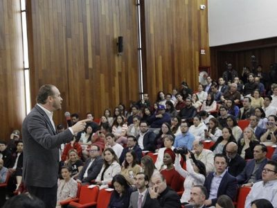 Propone Taboada apoyar a jóvenes para rentar o comprar vivienda en CDMX