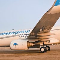 Aerolíneas suspenderá 46 vuelos por el paro de controladores