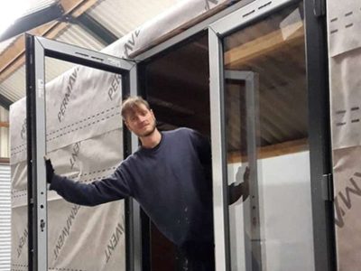 Sortearía una casa rodante y sustentable que construyó durante la cuarentena