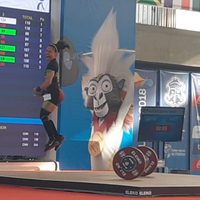 Quisia Guicho gana oro e impone récord centroamericano en levantamiento de pesas