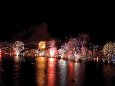 Acapulco se quedará sin espectáculo pirotécnico este Fin de Año por la pandemia
