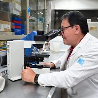Instituto de Nutrición investiga veneno del alacrán para combatir la tuberculosis