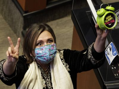 Xóchitl Gálvez se destapa para la jefatura de gobierno de la CDMX