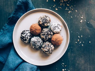 Trufas veganas de palta y chocolate: un verdadero manjar, en una receta versátil y exquisita