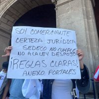 Locatarios de mercados protestan y gobierno de la CDMX cede a sus demandas