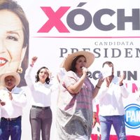 Xóchitl Gálvez acusa a Morena de “representar la Santa Muerte” y promete ampliar programas sociales