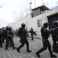 Presidente de Ecuador decreta estado de excepción tras presunta fuga de líder narco