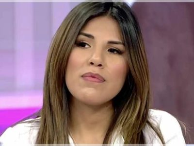 “No encuentro remedio”: Isa Pantoja acude al retoque facial por esta enfermedad