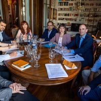 CFK respondió a las críticas por las visitas en su casa