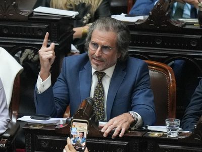 Bertie Benegas Lynch asume la presidencia de Presupuesto