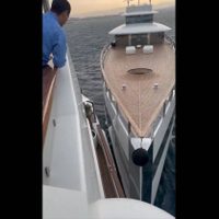 Yate de Steve Jobs choca con el de Salinas Pliego en Italia; así reaccionó el dueño de Elektra