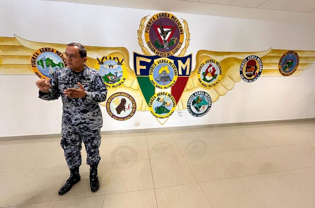 El General Román Carmona Landa, comandante de la FAM en la Región Aérea Sureste de México