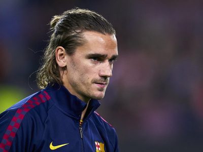 Tres gigantes de la Premier League siguen de cerca a Antoine Griezmann