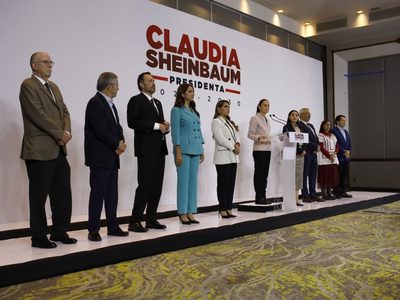 Sheinbaum escucha peticiones de gobernadores del centro del país