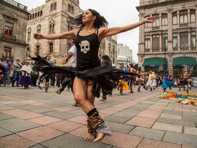 'La Ciudad Danza”, muestra fotográfica en el Zócalo