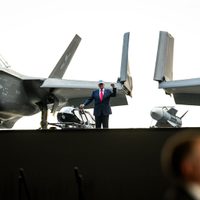 Trump prepara envío de tropas a México para combatir a los cárteles: NBC