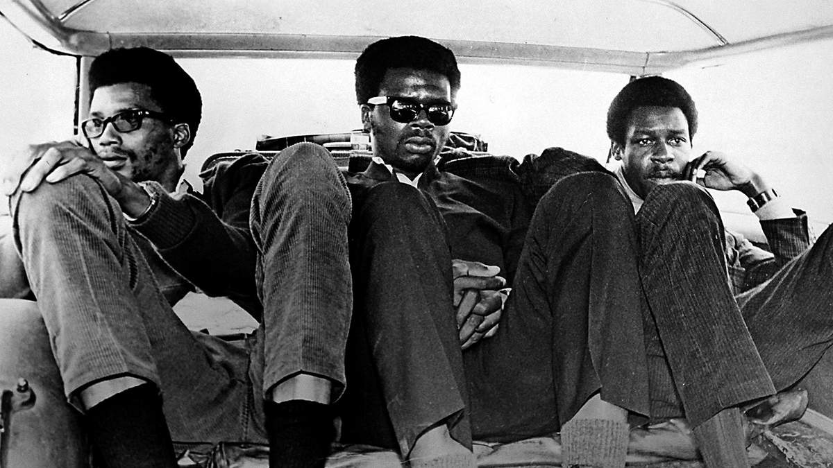Williams, Murray y Hilliard. Detenidos en México.