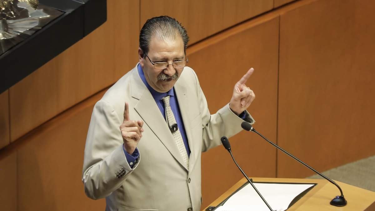 Coordinador de bancada del PT a favor de regular asistencias de diputados