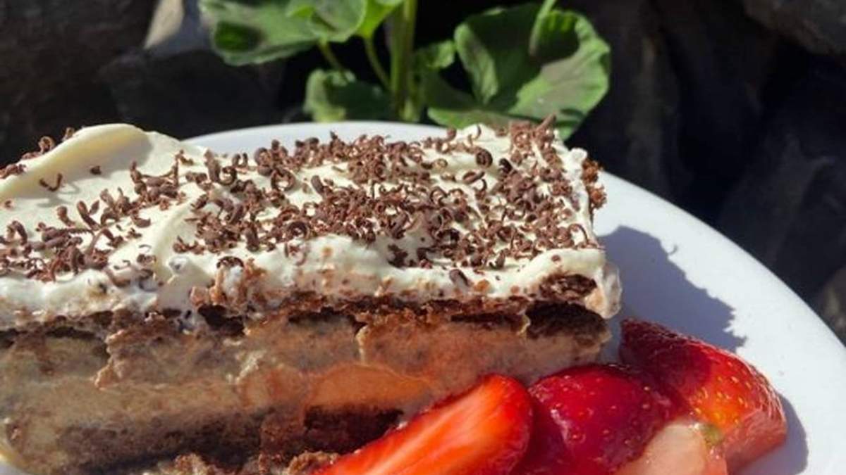 Postre de café y chocolate. Fuente: (X)