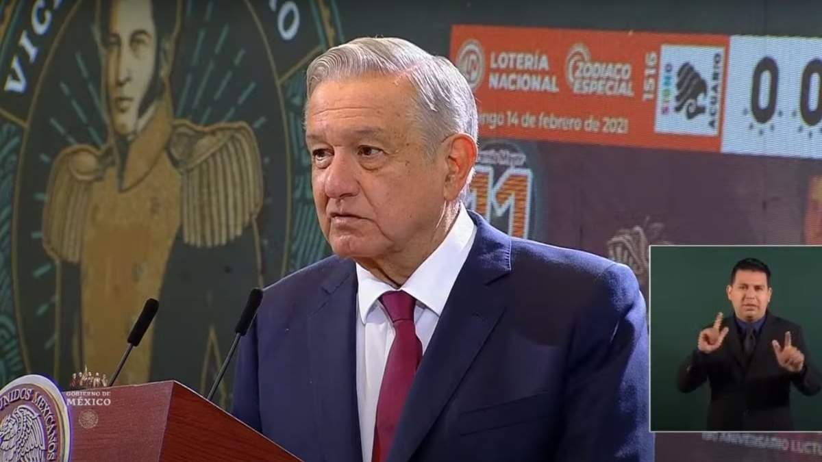 AMLO informó que este lunes iniciará la vacunación en adultos mayores