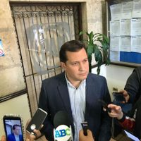 Renuncia al PAN excandidato regio; acusa que 'no hay piso parejo”