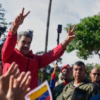 Maduro pide crear aplicación para que la gente reporte "todo lo que ve, todo lo que oye"